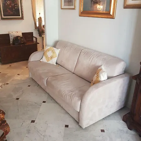 Grandma House *